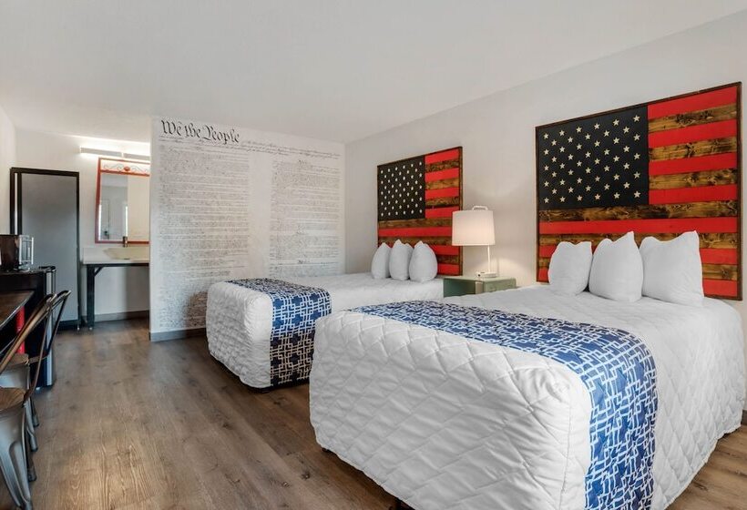 ホテル Super 8 By Wyndham Daleville Fort Novosel