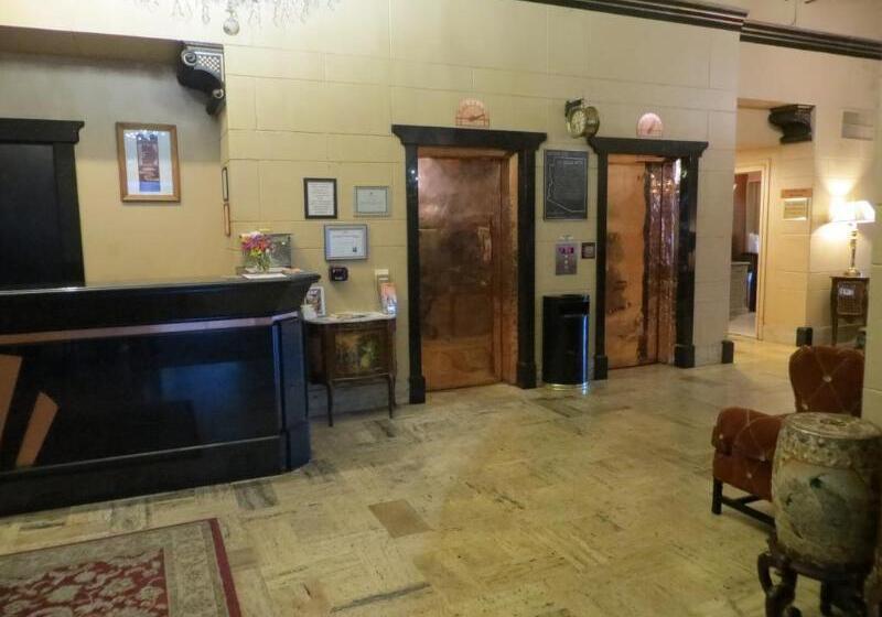 هتل San Carlos   Downtown Convention Center