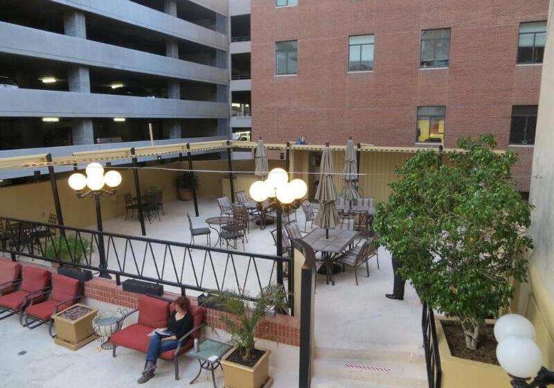 هتل San Carlos   Downtown Convention Center