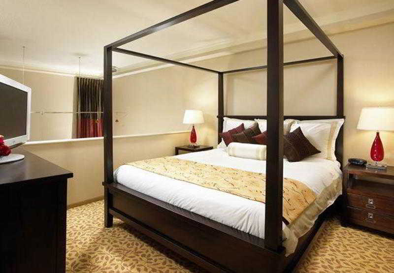 בית מלון כפרי San Mateo Marriott San Francisco Airport