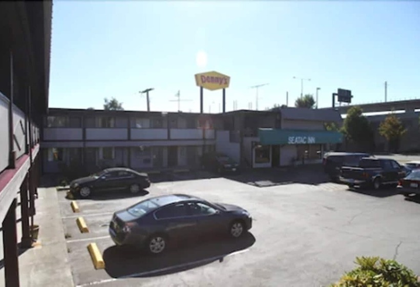 ホテル Seatac Inn