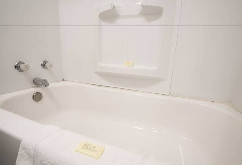 ホテル Seatac Inn