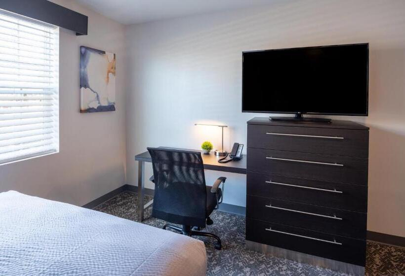 هتل Stayapt Suites Alexandriafort Belvoir