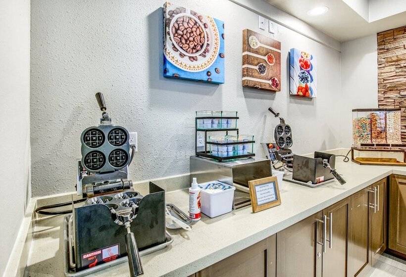 Отель Staybridge Suites Gulf Shores, An Ihg