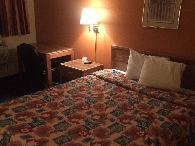 酒店 Sunset Inn & Suites