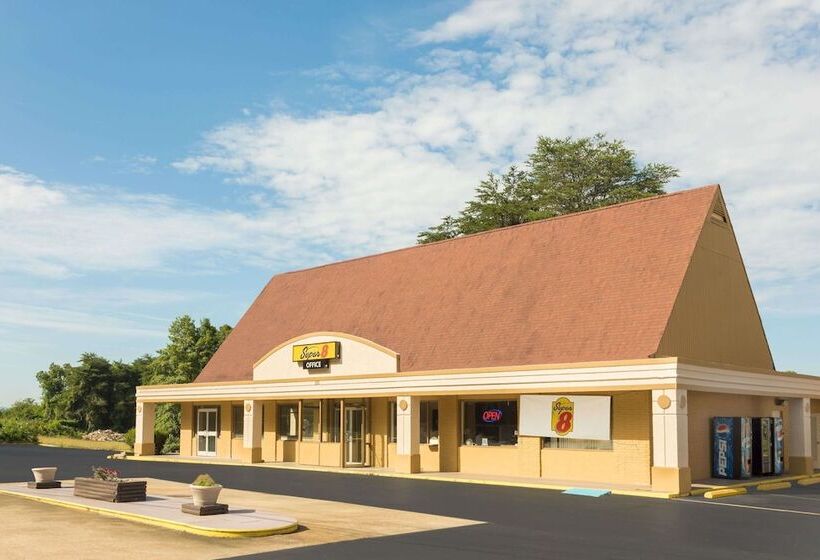 فندق Super 8 By Wyndham Asheville Airport