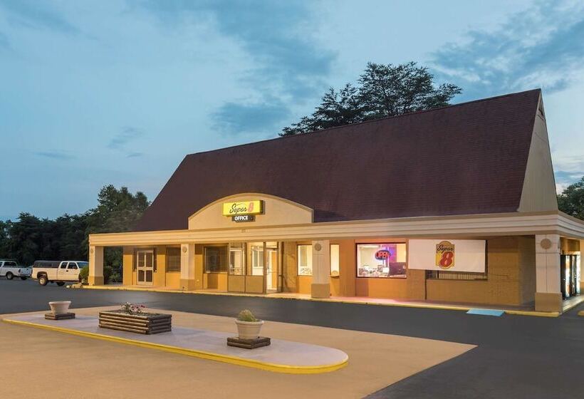 هتل Super 8 By Wyndham Asheville Airport