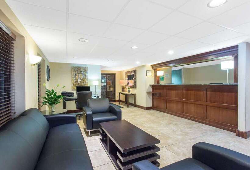 בית מלון כפרי Super 8 By Wyndham Beloit