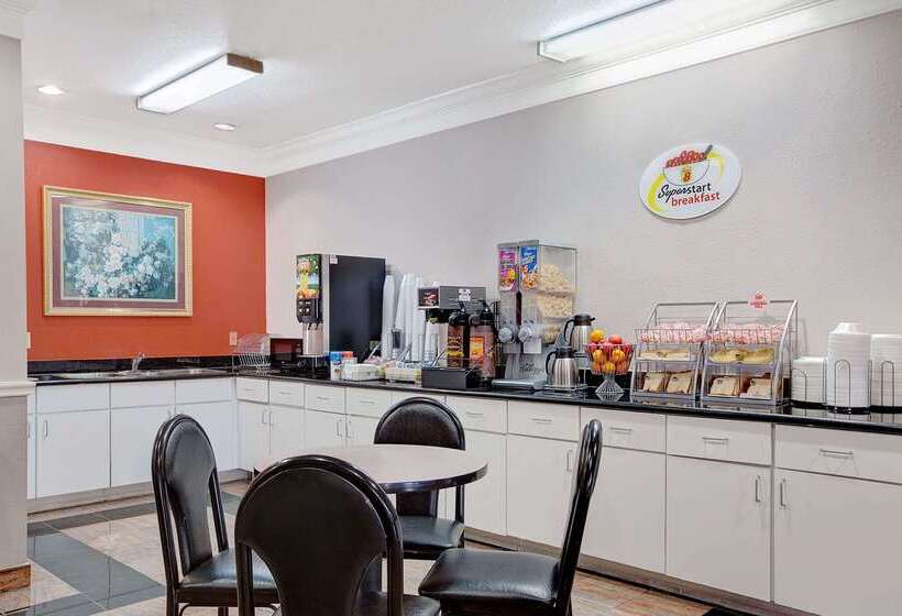 호텔 Super 8 By Wyndham Galveston