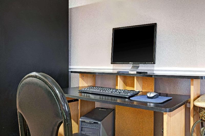 호텔 Super 8 By Wyndham Galveston