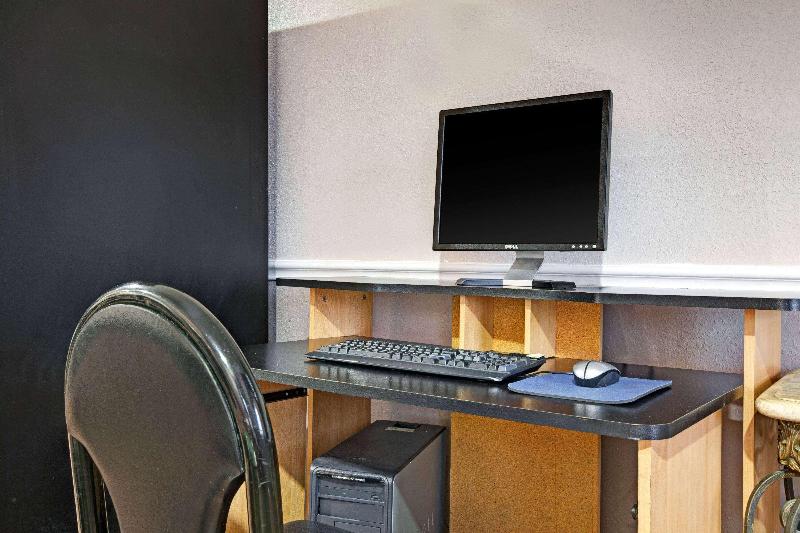 호텔 Super 8 By Wyndham Galveston