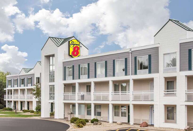 ホテル Super 8 By Wyndham Madison East