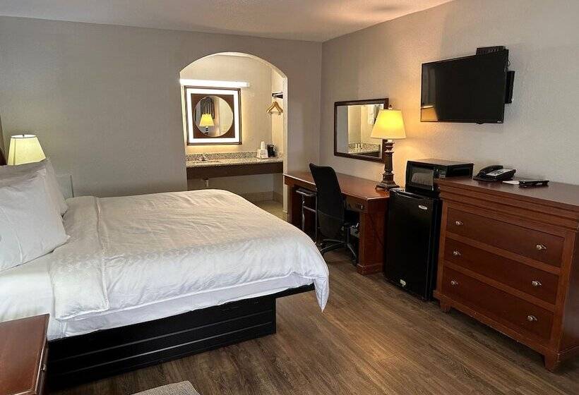 בית מלון כפרי Nation S Inn Of Wake County Raleigh Crabtree