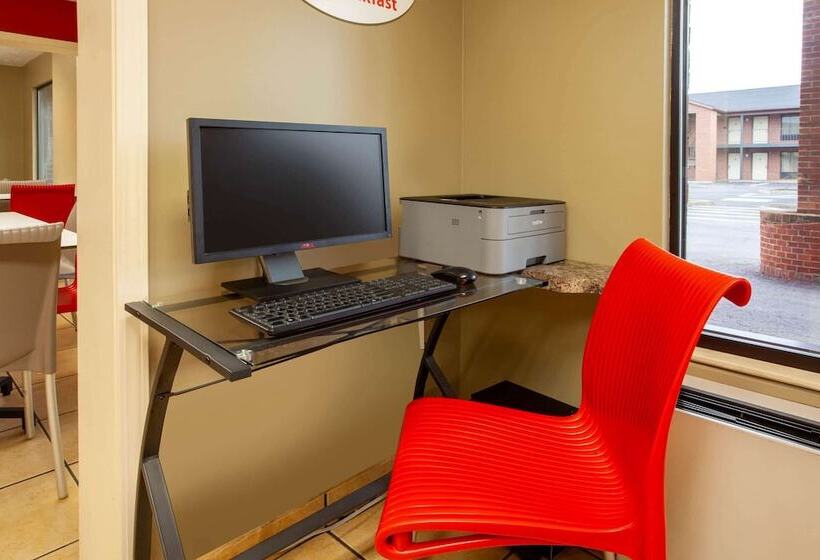 酒店 Super 8 By Wyndham Sandusky