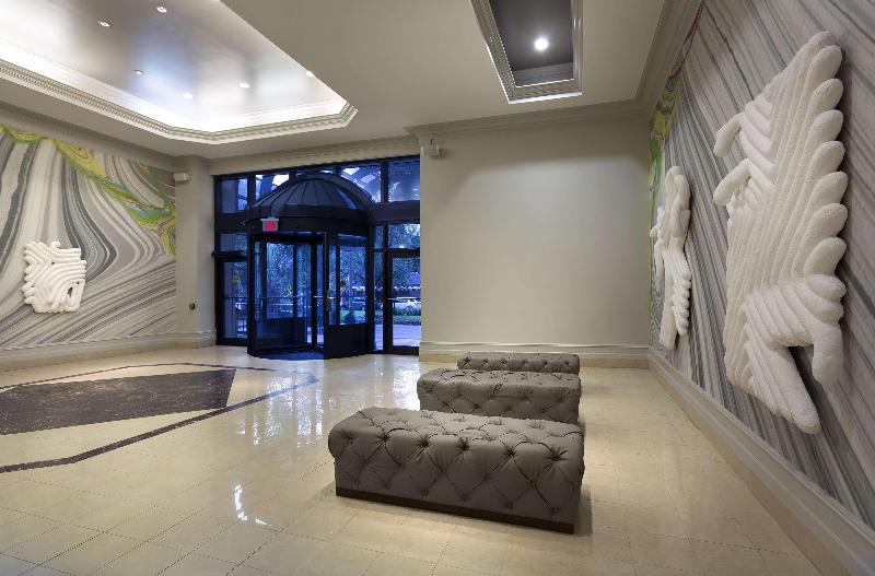 Отель The Desoto