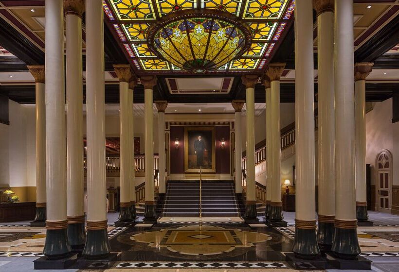 هتل The Driskill
