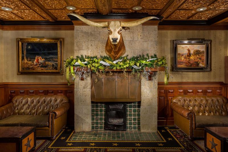 هتل The Driskill