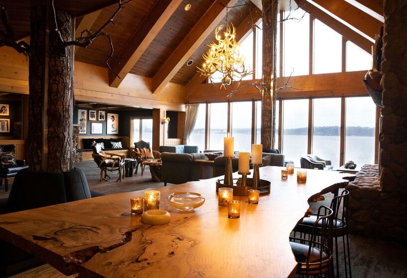 호텔 The Edgewater, A Noble House