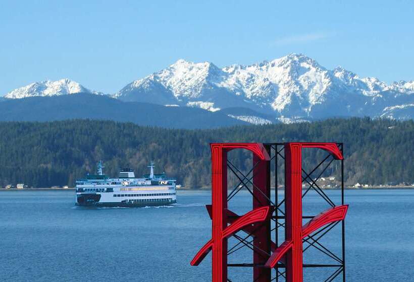 호텔 The Edgewater, A Noble House