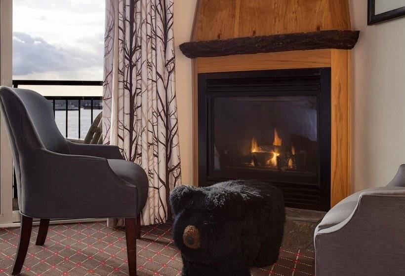 호텔 The Edgewater, A Noble House