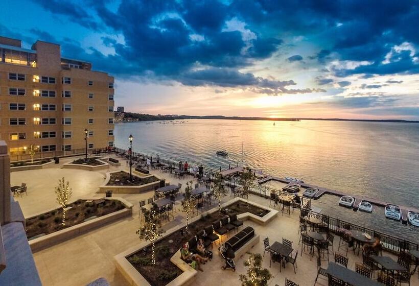 酒店 The Edgewater