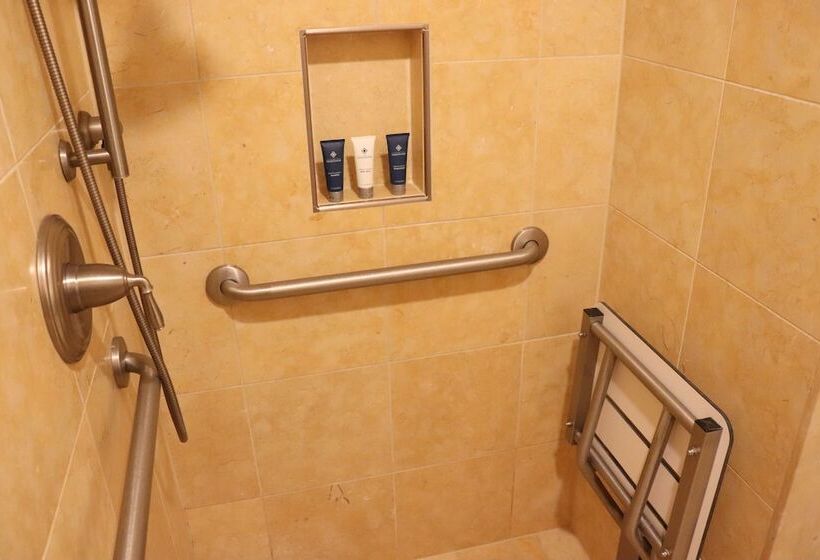 酒店 The Edgewater