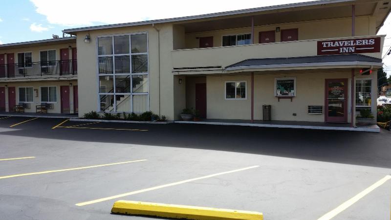 هتل Travelers Inn Eugene University