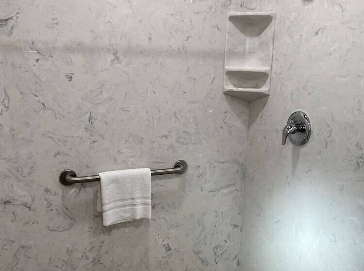 هتل Travelers Inn Eugene University