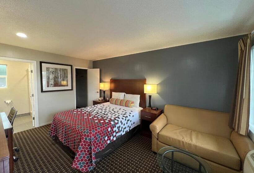 هتل Travelers Inn Eugene University