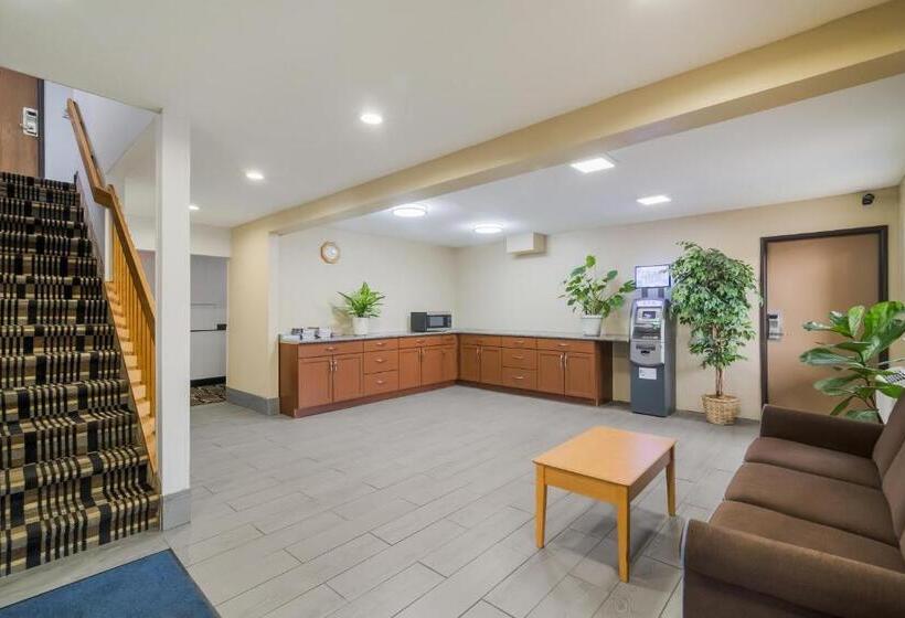 בית מלון כפרי Americas Best Value Inn Fargo