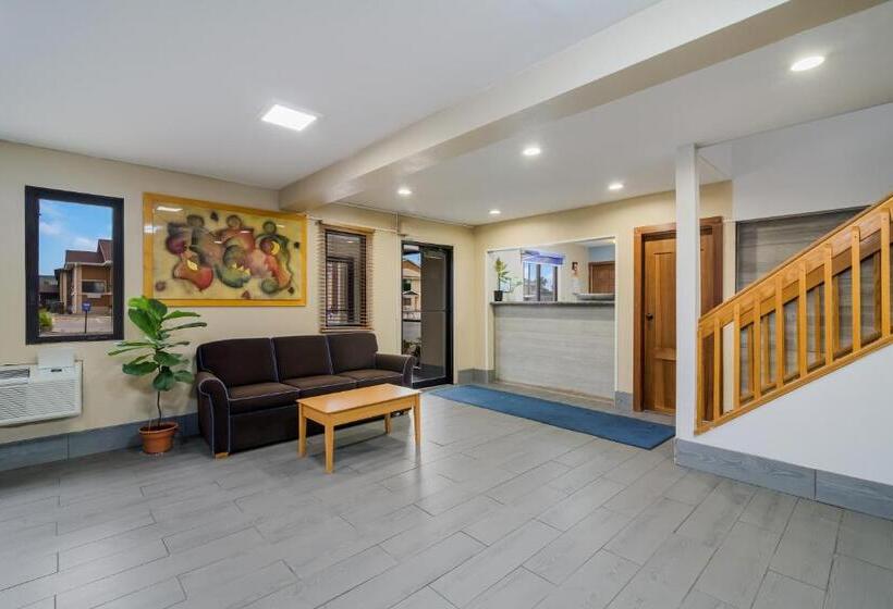 בית מלון כפרי Americas Best Value Inn Fargo