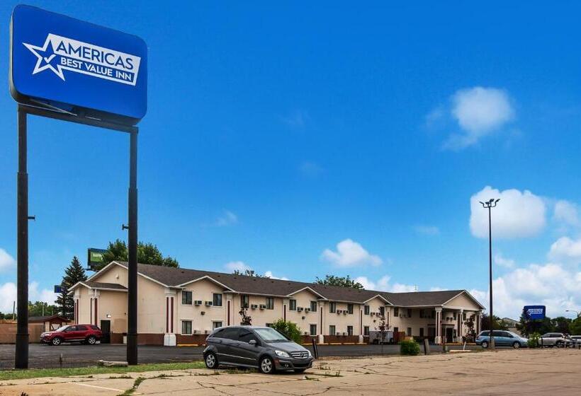 בית מלון כפרי Americas Best Value Inn Fargo