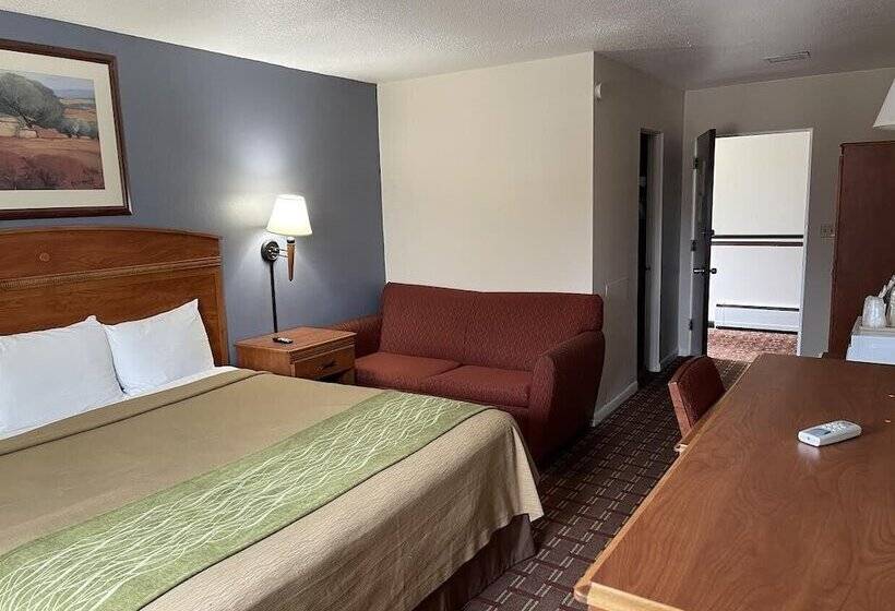 فندق Village Inn Green Bay