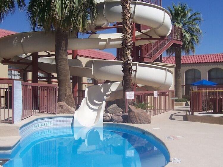 호텔 Wyndham El Paso Airport And Water Park