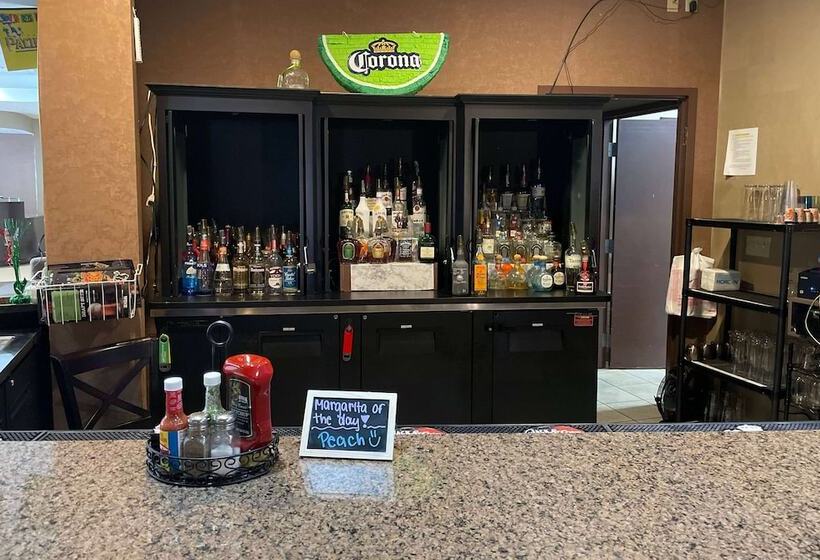 호텔 Wyndham Garden Dover