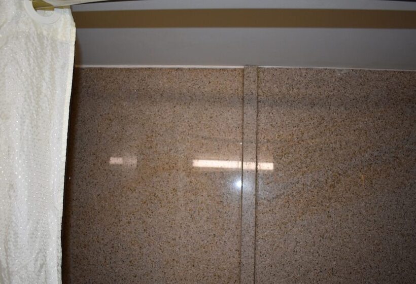 Mho Hotel Bordentown