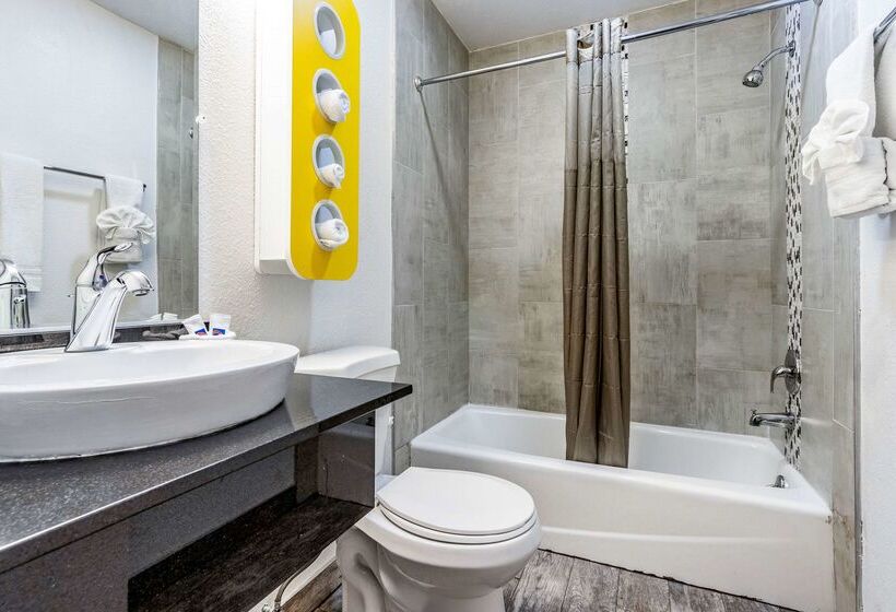 Motel 6 Fountain Valley, Ca   Huntington Beach Area