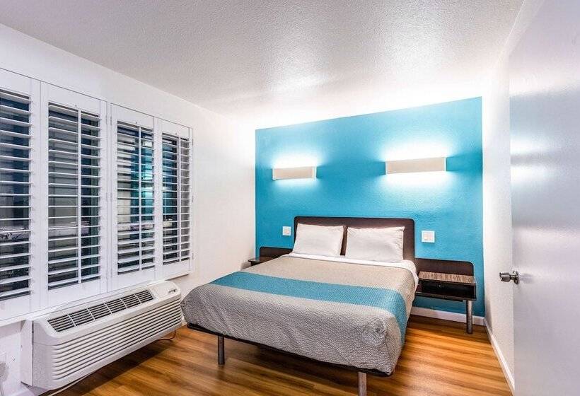 Motel 6 Fountain Valley, Ca   Huntington Beach Area