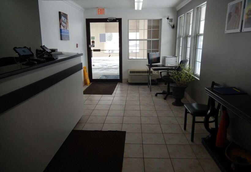 Motel 6 Mcgraw, Ny   Cortland