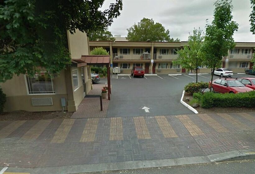 Motel 6 Portland, Or Downtown