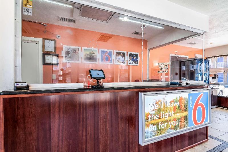 Motel 6 Portsmouth, Va