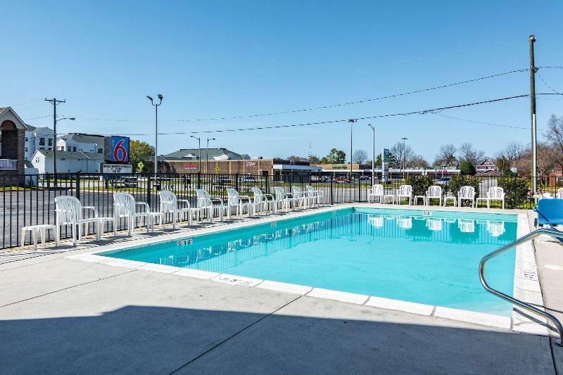 Motel 6 Portsmouth, Va