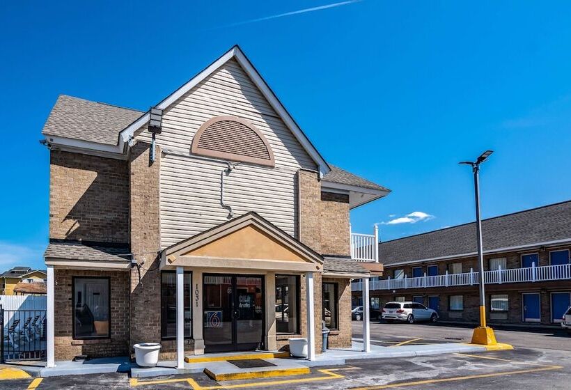 Motel 6 Portsmouth, Va