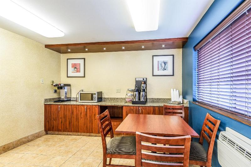 Motel 6green Bay, Wi  Lambeau