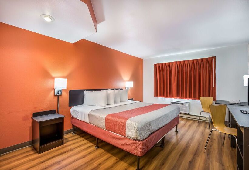 Motel 6madison, Wi  East