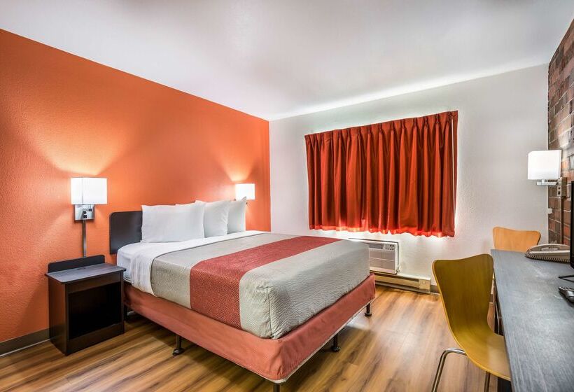 Motel 6madison, Wi  East