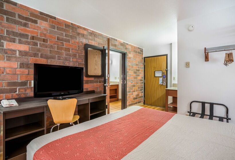 Motel 6madison, Wi  East