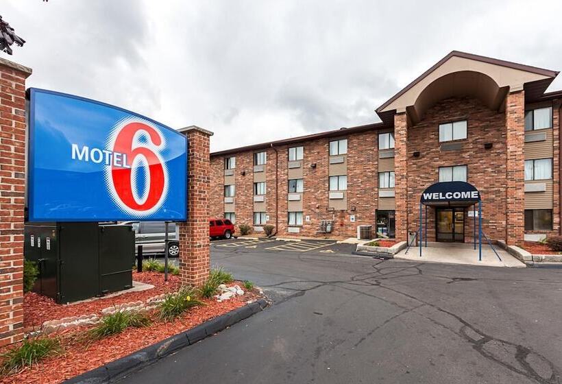 Motel 6milwaukee, Wi  Glendale