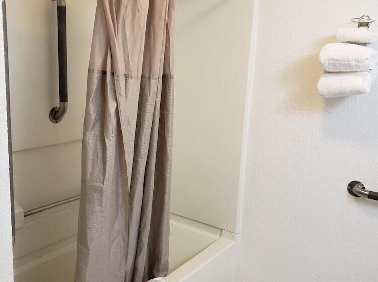 Motel 6milwaukee, Wi  Glendale