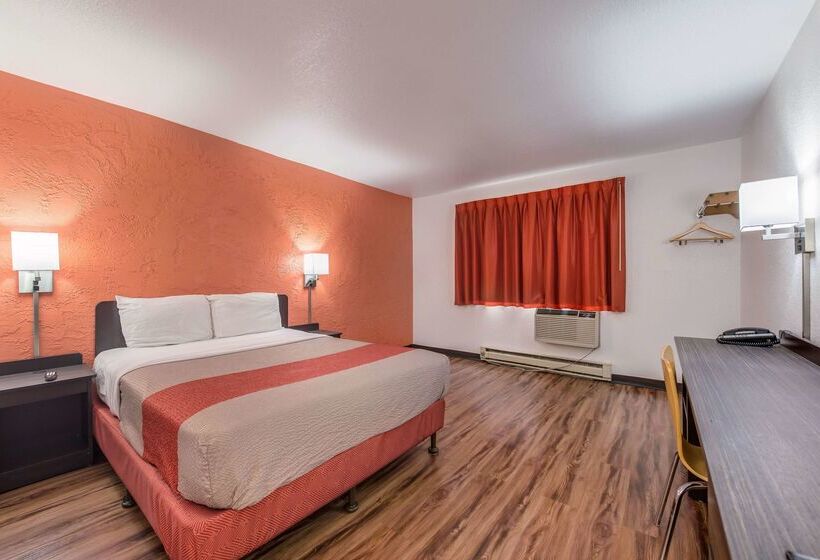 Motel 6saint Paul, Mn  I94